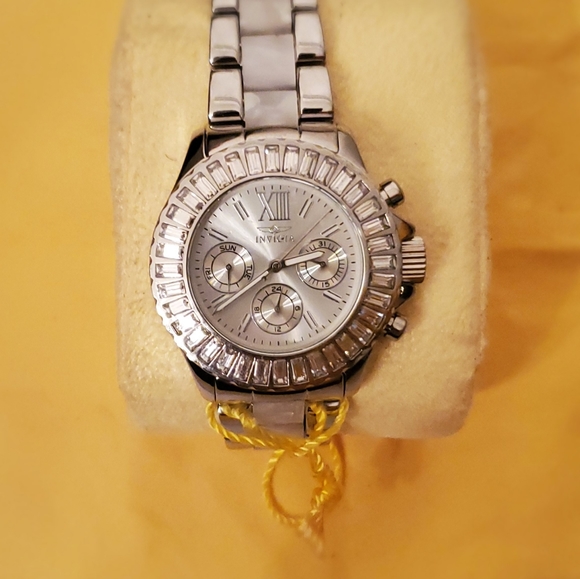 Invicta angel - Picture 2 of 2